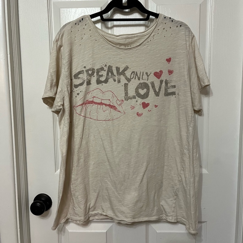 MAGNOLIA PEARL T-Shirt “Speak Only Love” Distressed Boyfriend OS - Picture 3 of 10